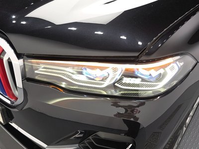 BMW X7 - 10