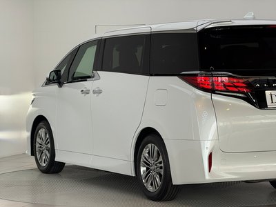 2026 Toyota ALPHARD — миниатюра 39