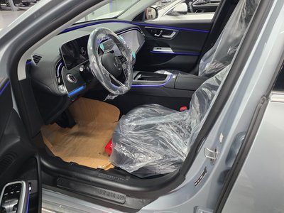 MERCEDES-BENZ E-CLASS - 4