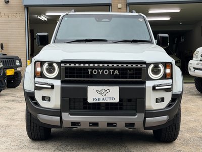 TOYOTA LAND CRUISER 250 - 8