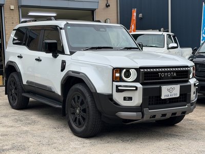 TOYOTA LAND CRUISER 250 - 7