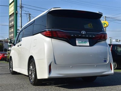 TOYOTA ALPHARD - 4