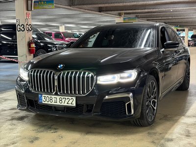 BMW 7 SERIES - 2