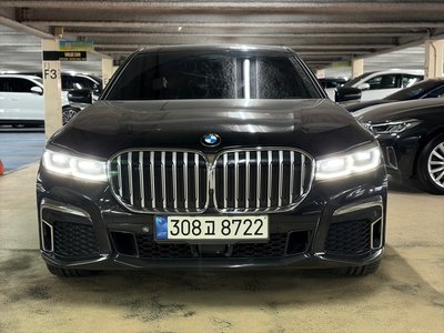 BMW 7 SERIES - 1