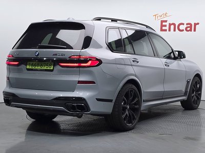 2025 BMW X7 照片 4