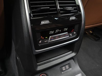 صورة مصغرة 18 لـ 2025 BMW X7