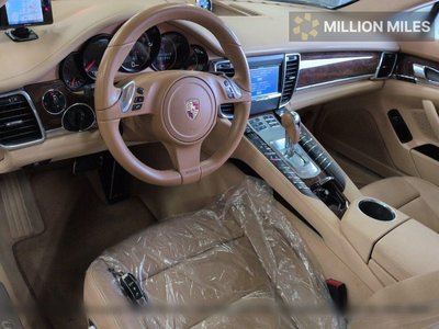 PORSCHE PANAMERA - 3