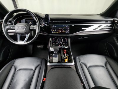 AUDI Q8 - 5