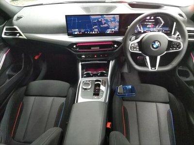 2025 BMW 3 SERIES 照片 3
