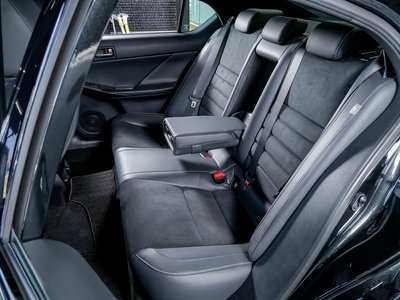 2024 Lexus IS 缩略图 18