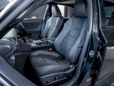 2024 Lexus IS 缩略图 17
