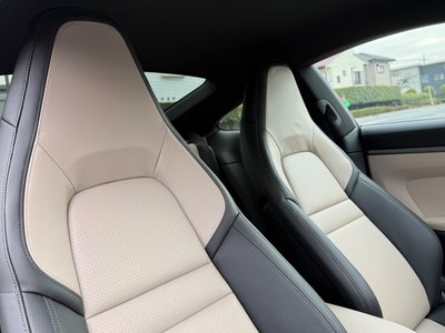 PORSCHE 911 CARRERA - 6