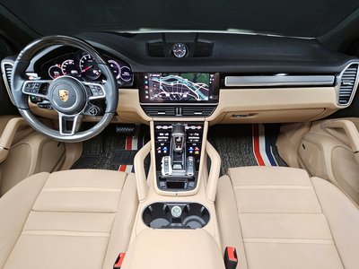 PORSCHE CAYENNE - 5