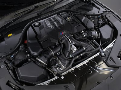 BMW M8 GRAN COUPE - 6