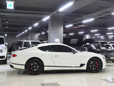 BENTLEY CONTINENTAL - 4
