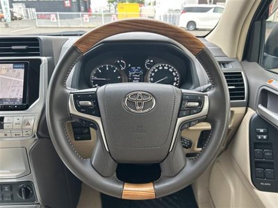 TOYOTA LAND CRUISER PRADO - 6