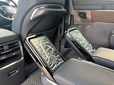 2025 Toyota ALPHARD — миниатюра 18