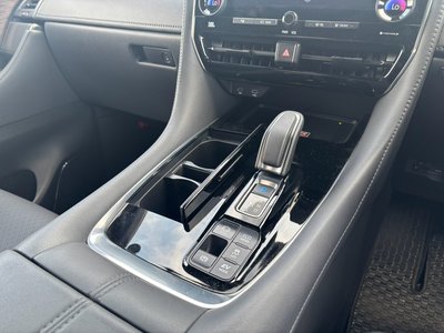 2025 Toyota ALPHARD — миниатюра 35