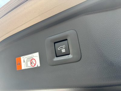 2025 Toyota ALPHARD — миниатюра 21