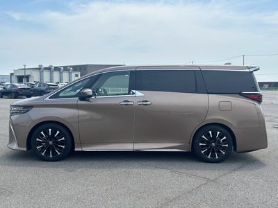 صورة 4 لـ 2025 Toyota ALPHARD
