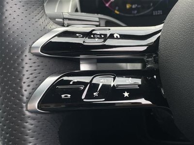 MERCEDES-BENZ GLC - 4