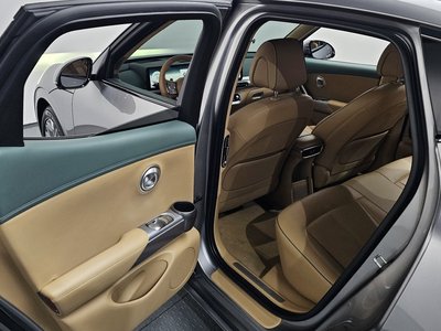 2021 Genesis GV60 — миниатюра 25