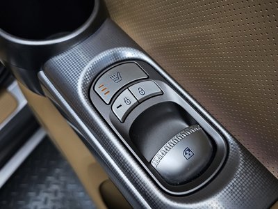 2021 Genesis GV60 — миниатюра 40