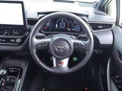 TOYOTA GR COROLLA - 10