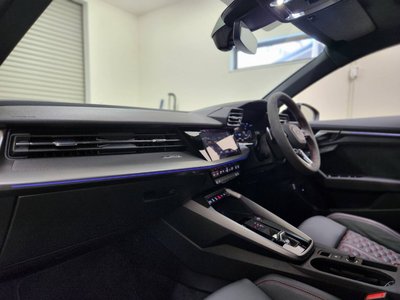 2024 AUDI RS3 SPORTBACK 照片 2