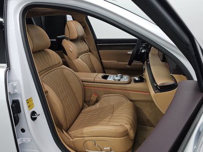 صورة 10 لـ 2022 Genesis G90 (RS4)