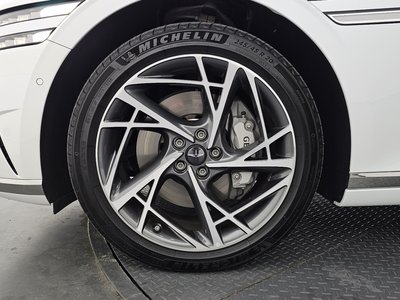 صورة 6 لـ 2022 Genesis G90 (RS4)