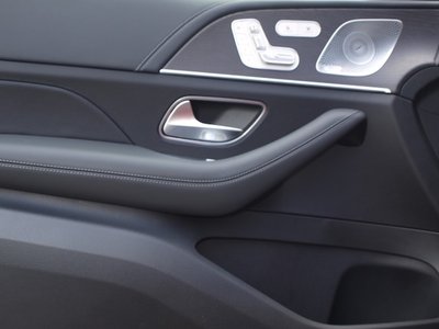 صورة 7 لـ 2025 Mercedes-BENZ GLE