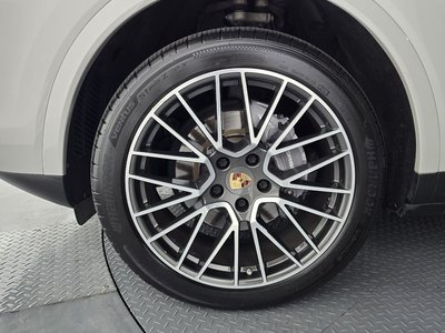 PORSCHE CAYENNE - 6
