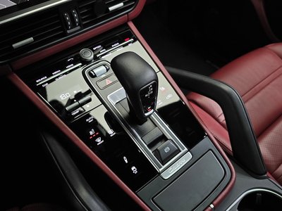 PORSCHE CAYENNE - 9