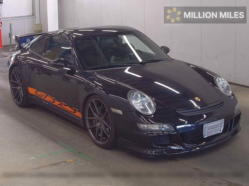 PORSCHE 911 - View 1