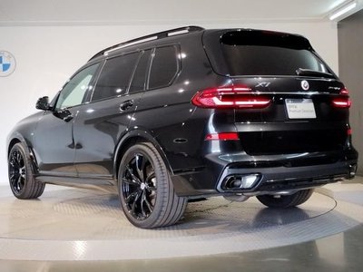 BMW X7 - 7