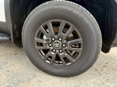 TOYOTA LAND CRUISER 250 - 8