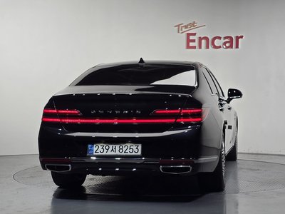 GENESIS G90 - 4