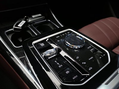 BMW 7 SERIES - 9