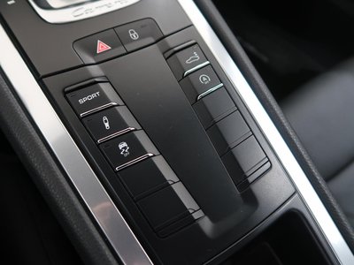 صورة مصغرة 51 لـ 2012 Porsche 911