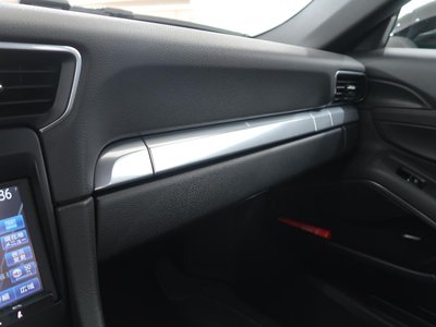 صورة مصغرة 53 لـ 2012 Porsche 911