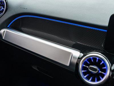 MERCEDES-BENZ GLB - 3