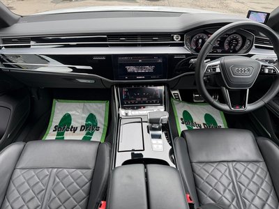 2022 AUDI A8 — миниатюра 6