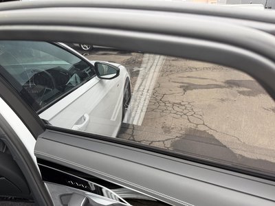 2022 AUDI A8 — миниатюра 32