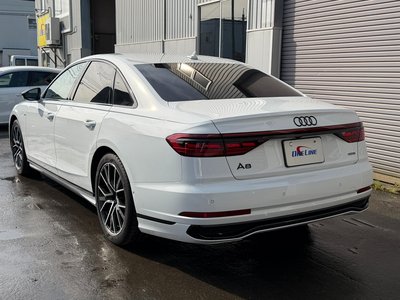 2022 AUDI A8 — миниатюра 11