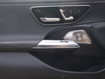 MERCEDES-BENZ E-CLASS - 7