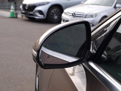 MERCEDES-BENZ E-CLASS - 6