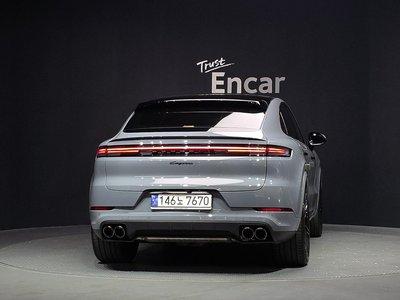 PORSCHE CAYENNE - 4
