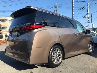 TOYOTA ALPHARD - 2