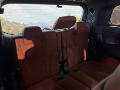 صورة 10 لـ 2024 Toyota VELLFIRE